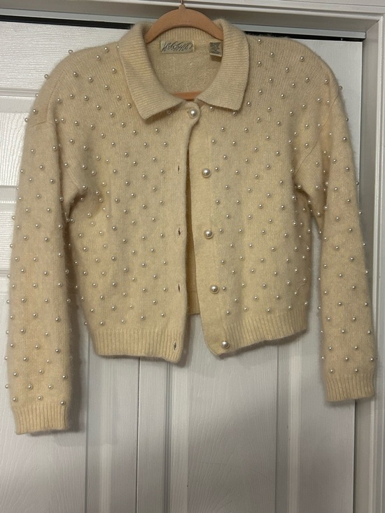 Lord & Taylor Sweaters - Vintage Lord & Taylor Pearl-Accent Cream Sweater Cardigan